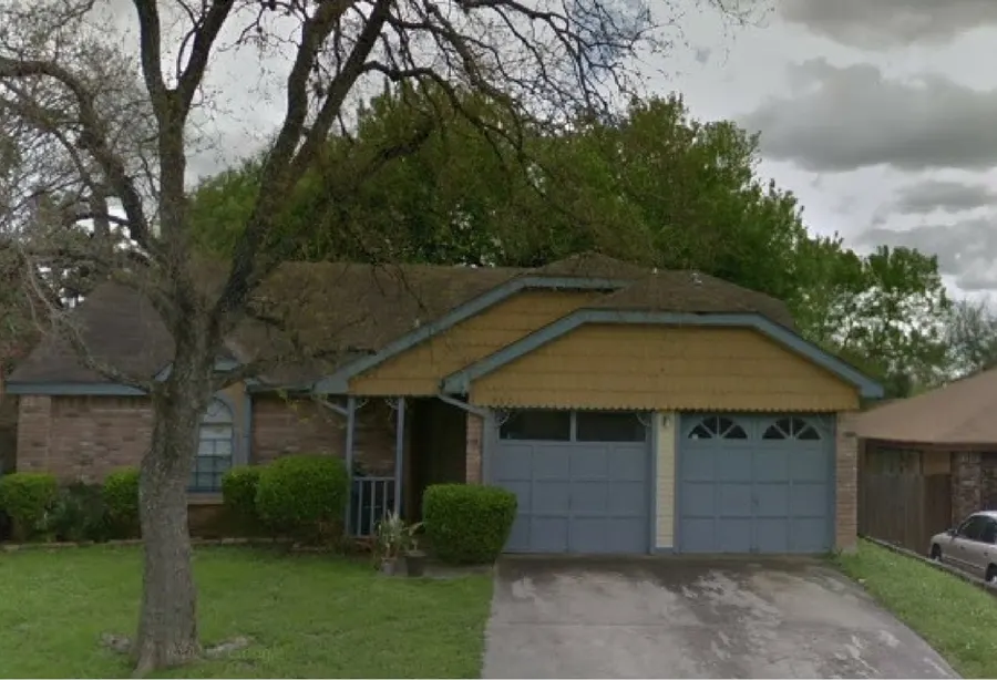 Single-story investment home in San Antonio, Texas