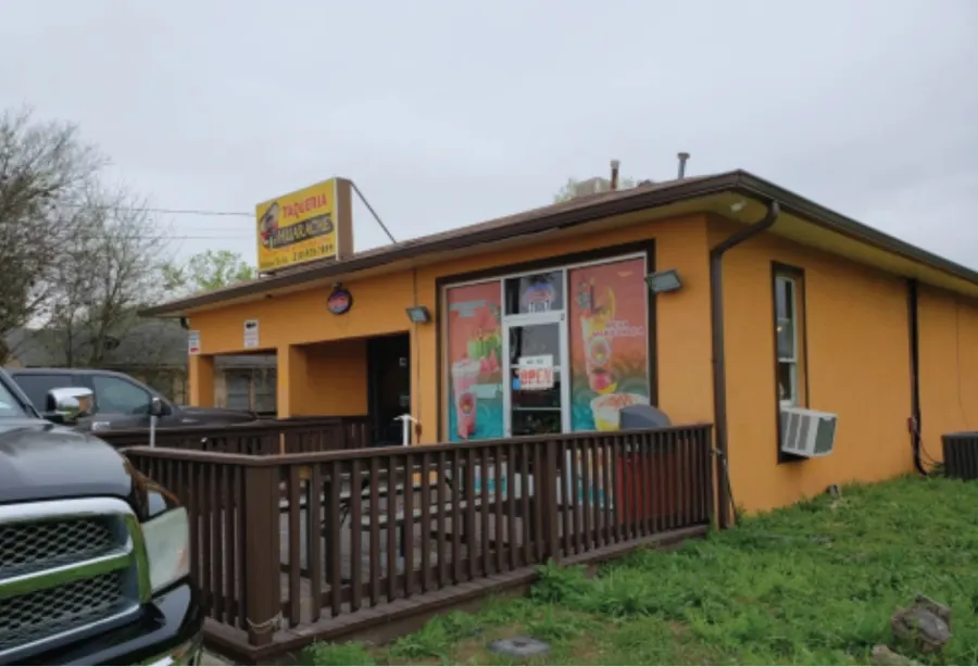 Restaurant building with patio in Converse, Texas