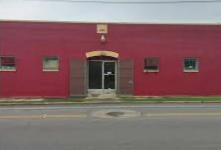 Red brick warehouse in San Antonio, Texas